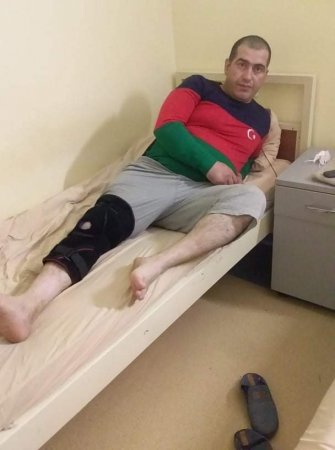 Mən buradan üzümü tutub Millət vəkili Ganire Pashayeva müraciət edirəm.