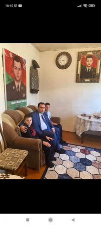  Laçın Rayon Təhsil Şöbəsinin müdiri Nicat Həsənov Şəhid Ağayev Müzəffər Vahid oğlunun ailəsi ilə görüşüb