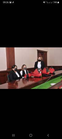 İradə Gülməmmədova mükafatlandırılan təhsil işçiləri ilə görüşdü