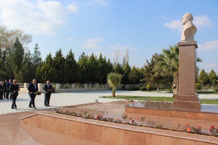 YAP Laçın Rayon Təşkilatı fəalları partiyanın yaranmasının 29-cu ildönümünü qeyd etdilər