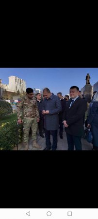 Milli Cəbhə Partiyasının sədri Millət Vəkili Razi Nurullayev “Ana harayı” abidəsini ziyarət etdi.