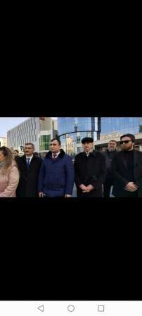 Milli Cəbhə Partiyasının sədri Millət Vəkili Razi Nurullayev “Ana harayı” abidəsini ziyarət etdi.