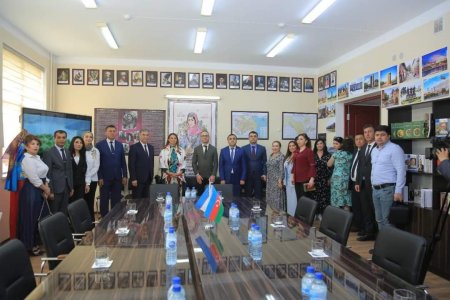Milli Məclisin Mədəniyyət komitəsinin sədri Qənirə Paşayeva Termiz Dövlət Universitetinində Xurşidbanu Nətavanın adına Azərbaycan ocağının açılışında özbək aydınların çagrış edib.