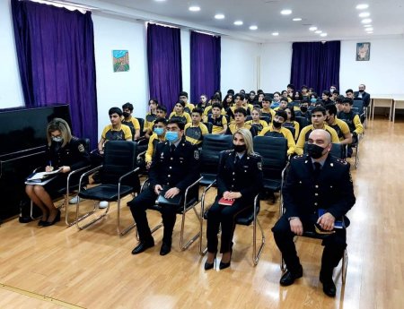 Nəsimi Rayon Polis İdarəsinin təşkilatçılığı ilə Bakı İstanbul Liseyində “Narkomaniyaya yox deyək! " Nəsimi Rayon Polis İdarəsinin təşkilatçılığı ilə Bakı İstanbul Liseyində “Narkomaniyaya yox deyək! "