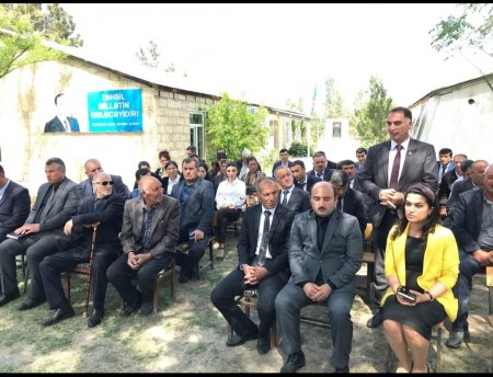 Laçın Rayon İcra Hakimiyyətinin başçısı Aqil Nəzərli Ağcabədi rayonunun Taxta Körpü ərazisindəki Fingə obasında görüş-səyyar qəbul keçirmişdir