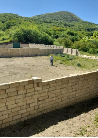 Qarabağ müharibəsi veteranının torpağı Bələdiyyə sədri tərəfindən əlindən alındı, İcra hakimiyyəti isə susur- FOTO