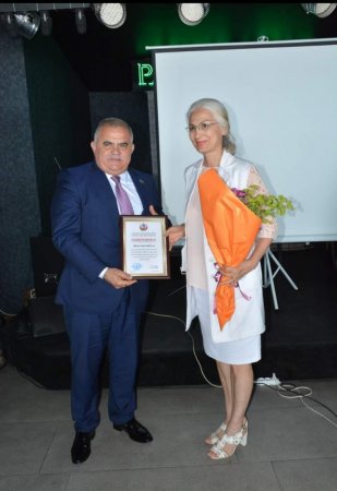 "Əsgərə Xatirə Kitabı"layihəsinin (rəhbər Nurane ShıxAliyeva ) təşkilatçılığı ilə Azərbaycan Silahli Qüvvələri gününə həsr olunmuş "İgid yadigarları" devizi altında keçirilən  tədbirdən