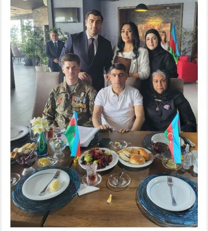 “Əsgərə Xatirə” layihəsinin təşkilatçılığı, Müdafiə Nazirliyinin birgə əməkdaşlığı ilə “26 iyun -Silahlı Qüvvələrin yaranması” günü münasibətilə tədbir keçirilib.