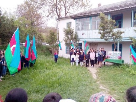 Şəhid anasını bu vədlə aldadıb 11 min manat ALIB - FOTOFAKT Şəhid anasını bu vədlə aldadıb 11 min manat ALIB - FOTOFAKT