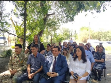 Laçın Rayon İcra Hakimiyyətinin başçısı Aqil Nəzərlinin növbəti görüşü-səyyar qəbulu Alxaslı obasında keçirilmişdir.