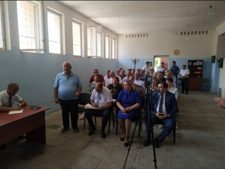 Laçın Rayon İcra Hakimiyyəti başçısı Aqil Nəzərlinin növbəti görüşü-səyyar qəbulu Suraxanı rayonunda keçirilmişdir.
