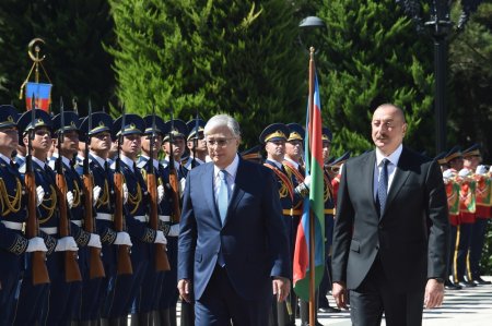 Tokayev Zəngəzur dəhlizinin açılmasını İSTƏYİR