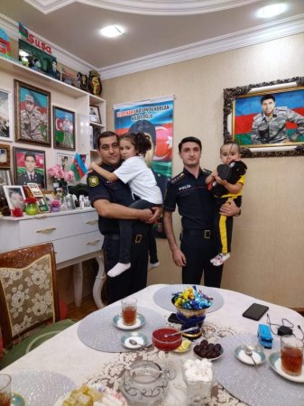 Şuşa RPŞ-nin əməkdaşları Azərbaycan Silahlı Qüvvələrinin leytenantı şəhid Nurlan Həsənovun ailəsini ziyarət ediblər Şuşa RPŞ-nin əməkdaşları Azərbaycan Silahlı Qüvvələrinin leytenantı şəhid Nurlan Həsənovun ailəsini ziyarət ediblər