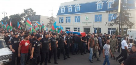 Biləsuvarda daha bir şəhid dəfn olundu - Fotolar