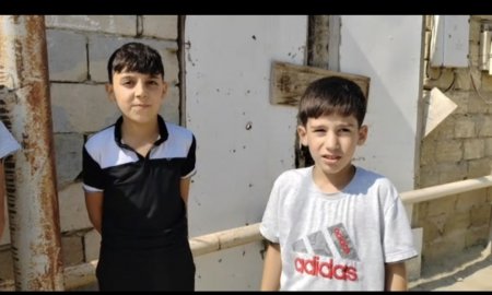 Səngəçal qəsəbəsinin sakinləri etiraz edir - Foto, Video