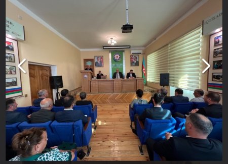 Laçın Rayon İcra Hakimiyyətində şəhid ailələri, müharibə əlilləri və veteranları ilə aparılan işlərə dair geniş müşavirə keçirildi