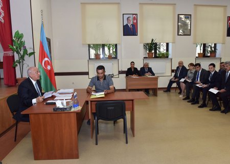 Zakir Fərəcov növbəti səyyar qəbul-görüşünü Sumqayıt şəhər 4-cü məhəllə ərazisində keçirib