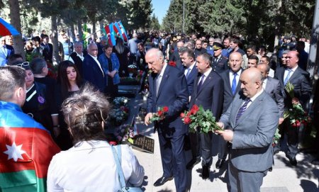 Sumqayıtda şəhidlərimiz anıldı – FOTO