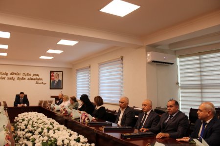 "5 oktyabr Beynəlxalq Müəllimlər Günü" münasibətilə Fəxri fərmanla təltif etmişdirlər