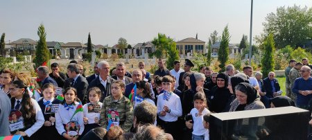 Laçınlılar Şəhid Şahvələdov İlyas Etibar oğlunun anım günü qeyd ediblər