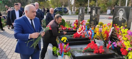 Laçınlılar Şəhid Şahvələdov İlyas Etibar oğlunun anım günü qeyd ediblər