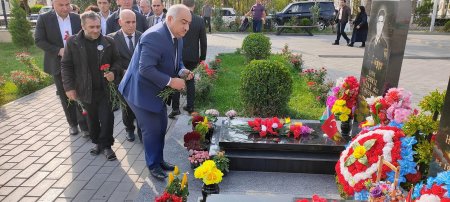 Laçınlılar Şəhid Şahvələdov İlyas Etibar oğlunun anım günü qeyd ediblər