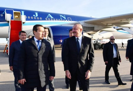 İlham Əliyev Qazaxıstana işgüzar səfərə gəlib