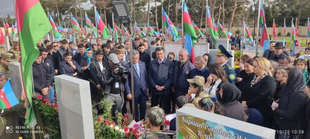 Bu gün II Fəxri Xiyabanda Laçın rayonu Bülövlük kənd sakini, şəhid Xosrovzadə İlkin Azay oğlunun şəhid olmasının ikinci il dönümü münasibətilə anım tədbiri keçirilib