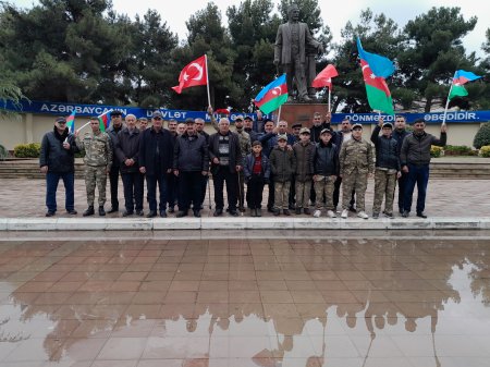 Zəfər günü Salyanda