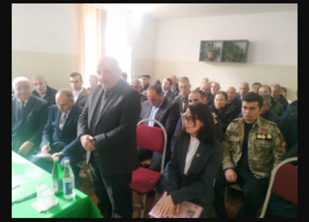 Laçın Rayon İcra Hakimiyyətinin başçısı Aqil Nəzərlinin növbəti görüşü-səyyar qəbulu Abşeron rayonunun Atyalı yaşayış massivində keçirilmişdir