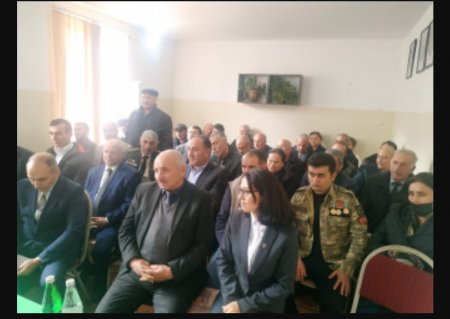 Laçın Rayon İcra Hakimiyyətinin başçısı Aqil Nəzərlinin növbəti görüşü-səyyar qəbulu Abşeron rayonunun Atyalı yaşayış massivində keçirilmişdir