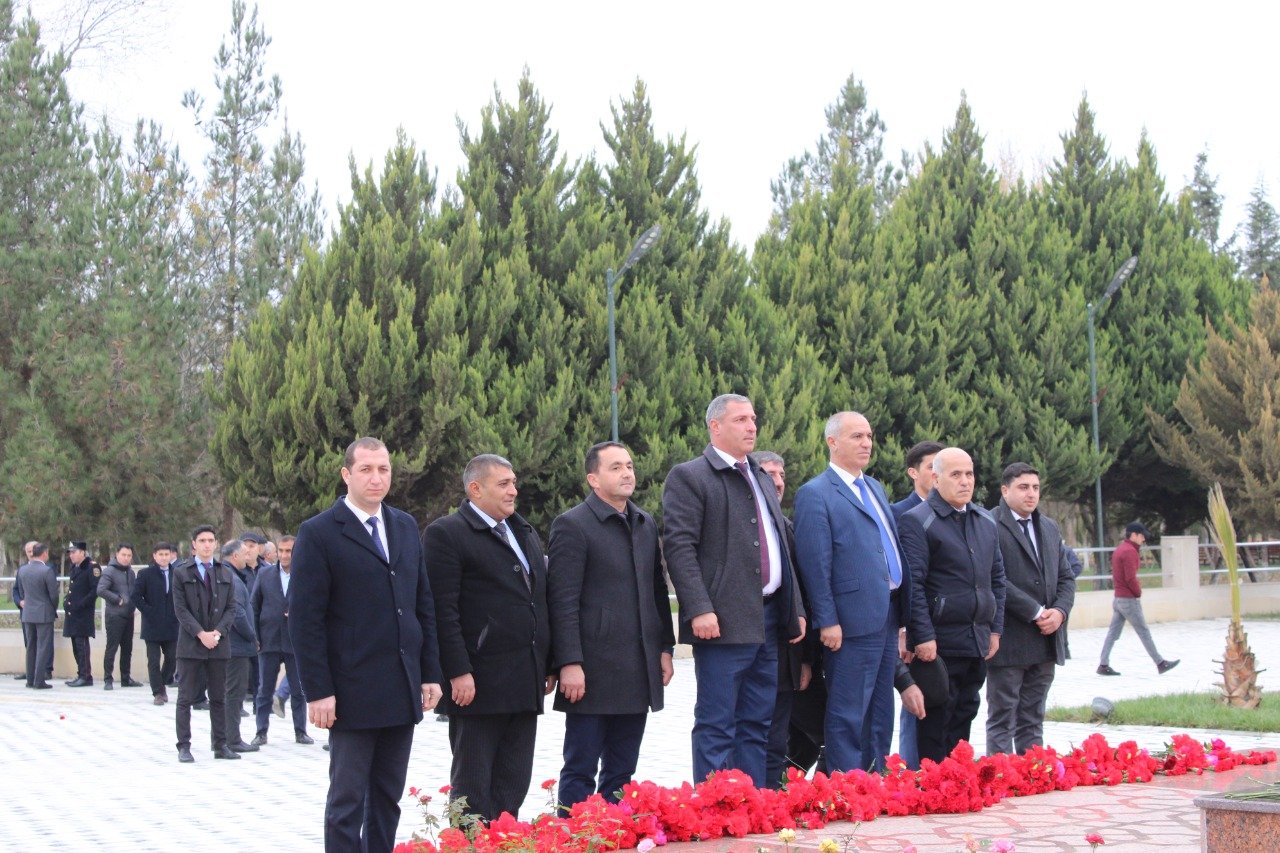 Ümummilli lider Heydər Əliyevin əziz xatirəsi qəlbimizdə əbədi yaşayacaqdır