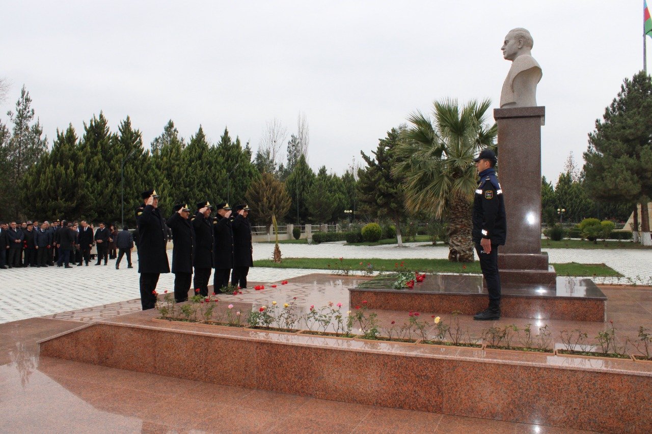 Ümummilli lider Heydər Əliyevin əziz xatirəsi qəlbimizdə əbədi yaşayacaqdır