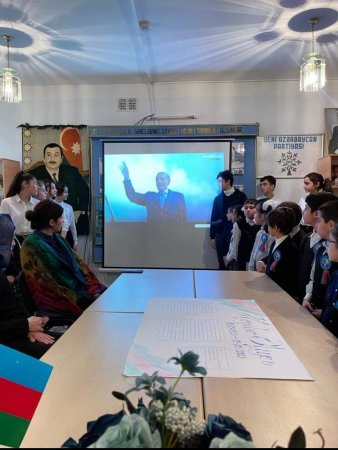 13 Nömrəli tam orta məktəbdə 12 .12.2022-ci il ​ Dahi şəxsiyyət Heydər Əliyevin anım günü keçirilmişdir