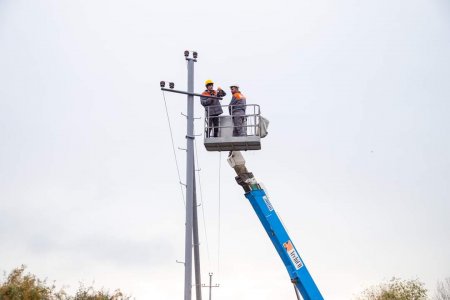 Salyan Rayonunun Yaşayış Məntqələrində Elektrik Şəbəkəsi Tam Yenilənir – FOTOLAR