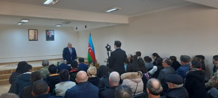Laçın Rayon İcra Hakimiyyəti başçısı Aqil Nəzərlinin növbəti görüşü-səyyar qəbulu Bakı şəhəri Xəzər rayonunun Qala kəndində keçirildi.