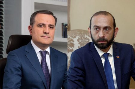 Erməni həmkarı Ceyhun Bayramovla telefon söhbətindən danışdı. 