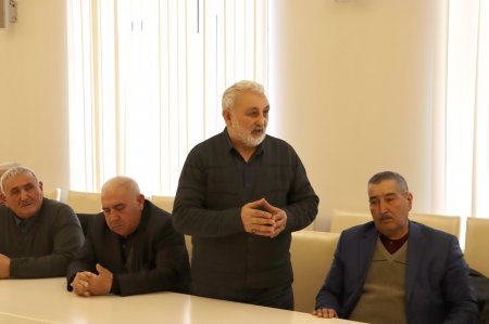 Dövlət Komitəsində Laçın rayonunun Alxaslı kəndinin sakinləri ilə görüş keçirilib