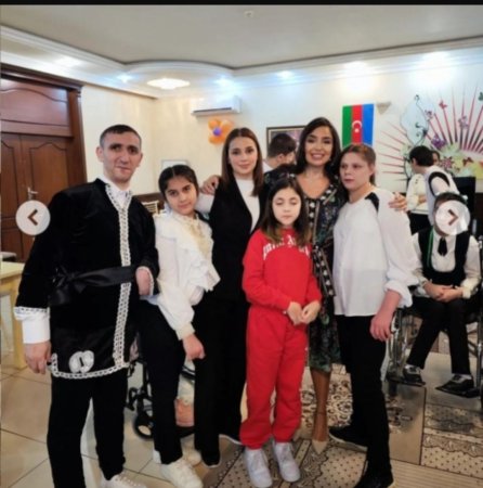 Leyla Əliyeva sağlamlıq imkanları məhdud uşaqlar üçün sosial xidmət müəssisəsində olub