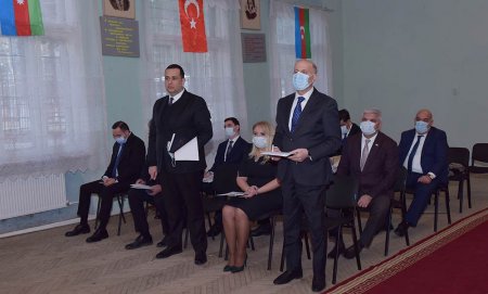 Sumqayıt Şəhər İcra Hakimiyyətinin başçısı Zakir Fərəcov sakinlərlə görüşdü