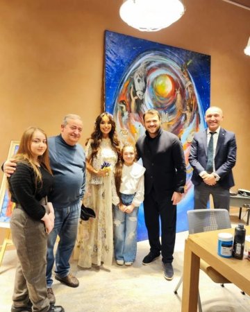 Leyla və Arzu Əliyevalar açılışda - FOTOLAR