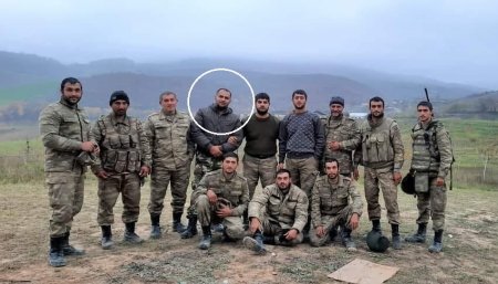 Şəhid hərbçimizin övladları ilə FOTOSU