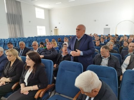 Laçın Rayon İcra Hakimiyyəti başçısı Aqil Nəzərlinin növbəti görüşü-səyyar qəbulu Abşeron rayonunun Mehdiabad qəsəbəsində keçirilmişdir