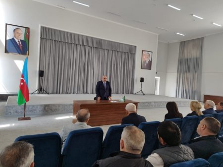 Laçın Rayon İcra Hakimiyyəti başçısı Aqil Nəzərlinin növbəti görüşü-səyyar qəbulu Abşeron rayonunun Mehdiabad qəsəbəsində keçirilmişdir