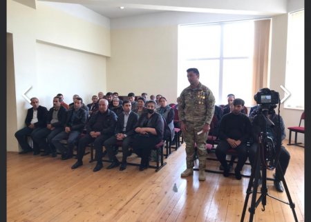 Laçın Rayon İcra Hakimiyyətinin başçısı Aqil Nəzərlinin növbəti görüşü-səyyar qəbulu Yevlax rayonunda keçirildi.