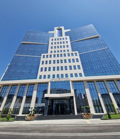 Prezident nazirliyin yeni binasının açılışında - FOTOLAR