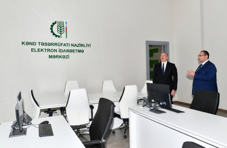 Prezident nazirliyin yeni binasının açılışında - FOTOLAR