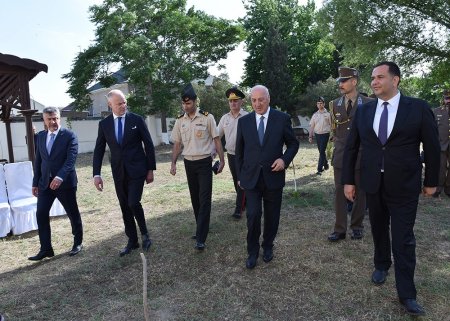 Macarıstanın müdafiə naziri Sumqayıtda olub – FOTO