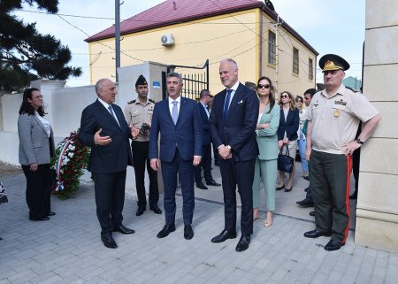 Macarıstanın müdafiə naziri Sumqayıtda olub – FOTO