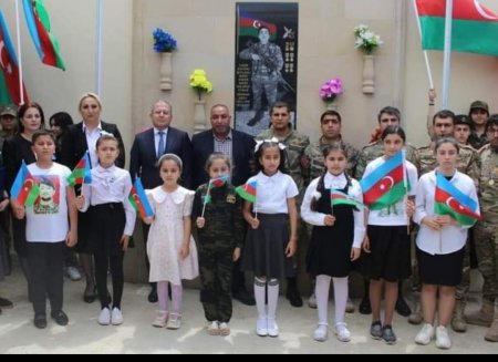 Laçın rayonu Şeylanlı kəndindən olan şəhid Nəcəfov Etibar Mehman oğlunun xatirəsinə qoyulan borelyefin , abidənin açılışı oldu